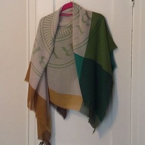 Burberry scarf/shawl